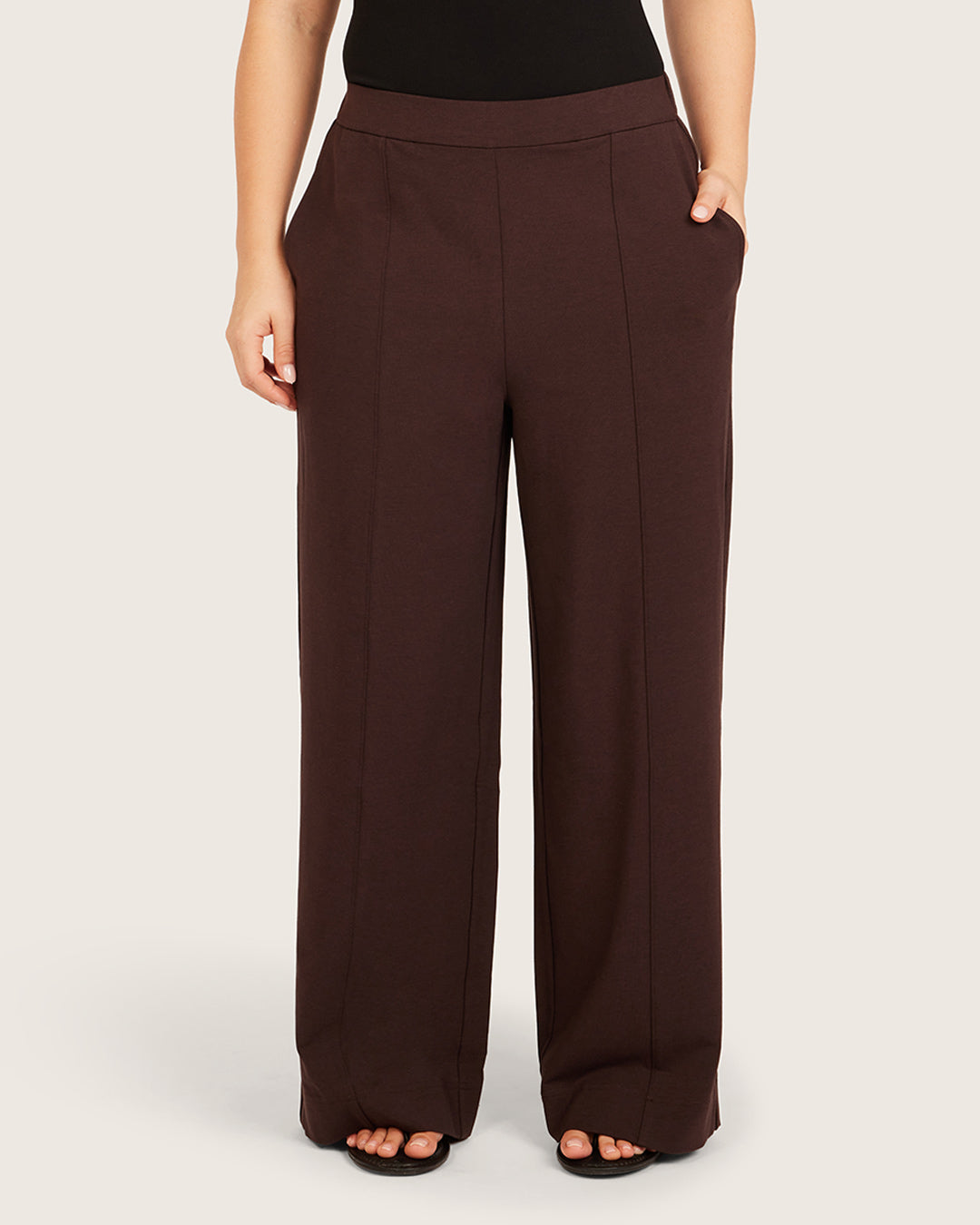 Relaxed Leg Pants - Short - Carob
