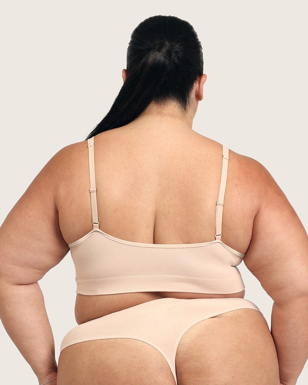 Wireless Plunge Bralette - Shell