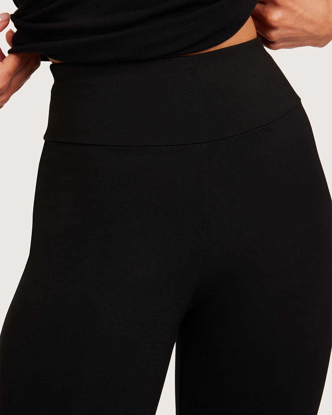 High Waist Flare Pants - Short - Black